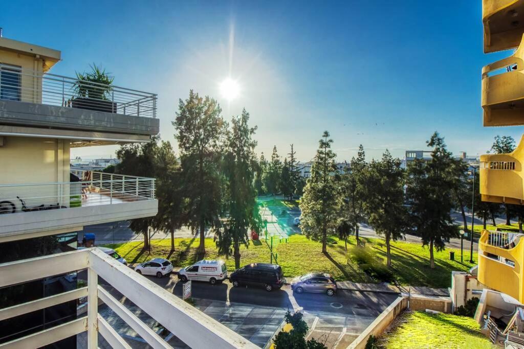 Spacious Apartment In Glyfada Close To The Sea Athènes Extérieur photo